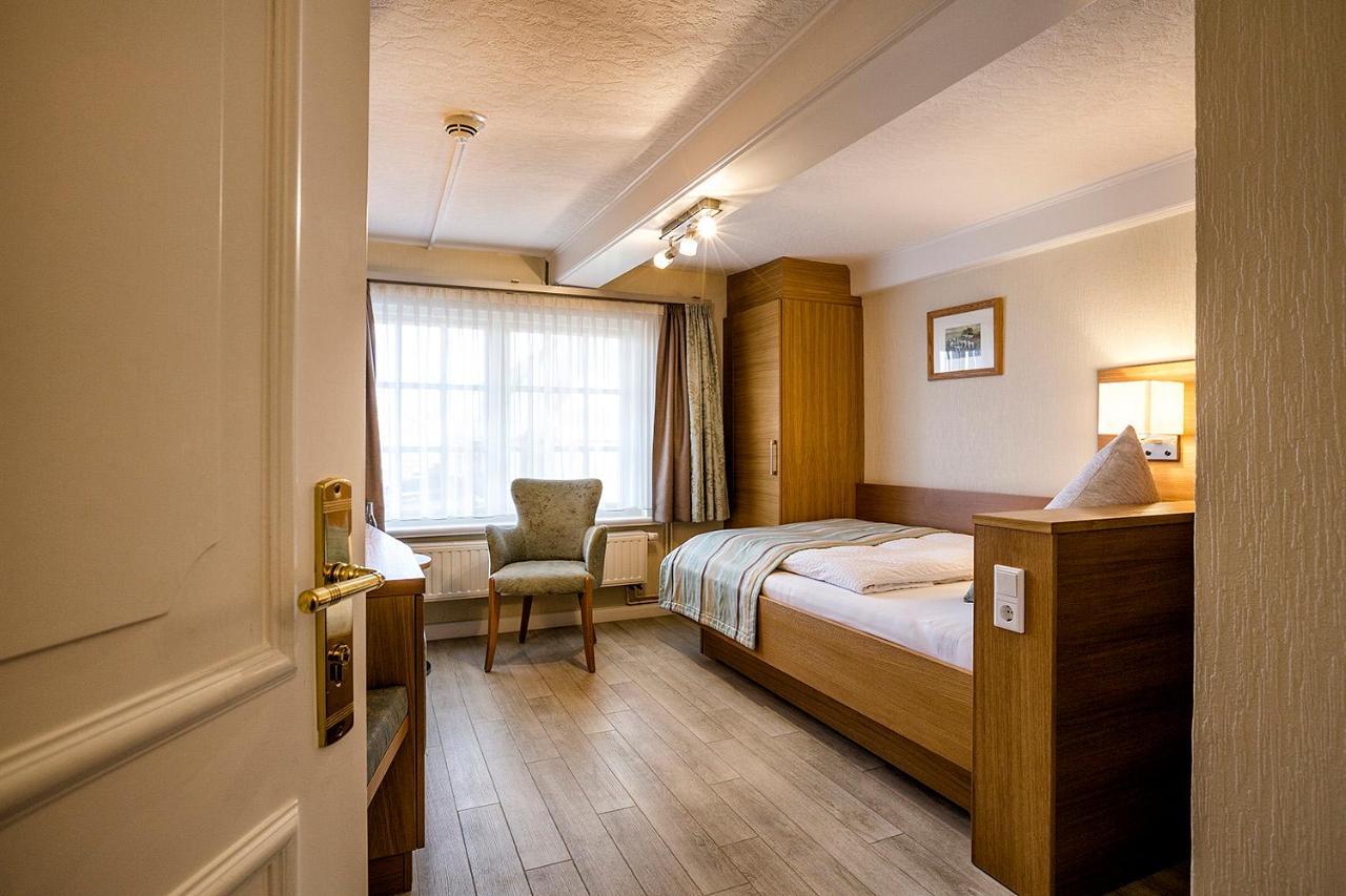 Hotel Neuwarft Altbau Dagebüll Exteriör bild