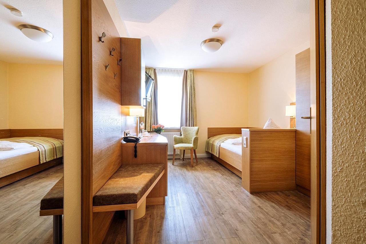 Hotel Neuwarft Altbau Dagebüll Exteriör bild
